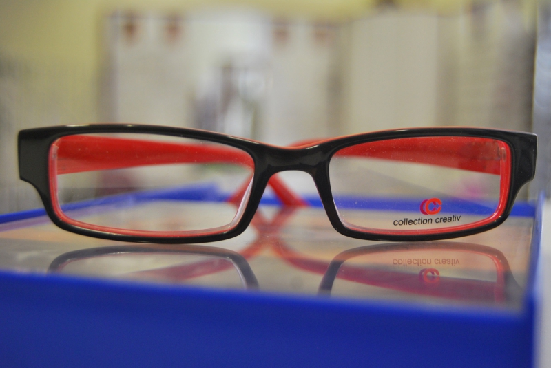 opticien-PEGOMAS-min_view-sight-lens-frame-optics-spectacles-1141012-pxhere.com